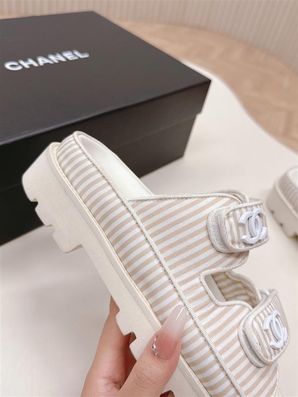 20251128184436567 280